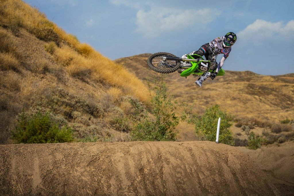 Kawasaki KX 250 2021 es máxima potencia 7 kawasaki 11