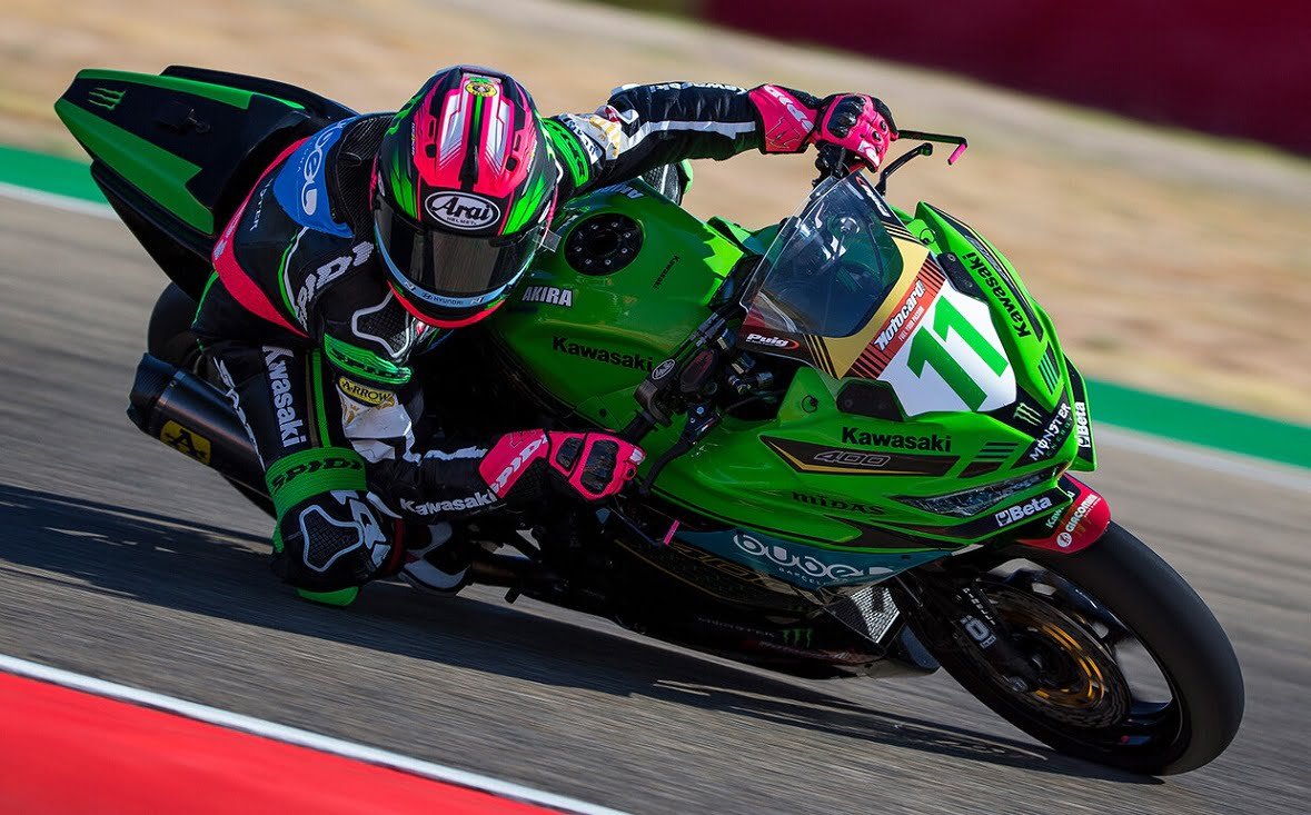 Kawasaki Ninja 400 en el mundial de Supersport 300 2 kawasaki 22