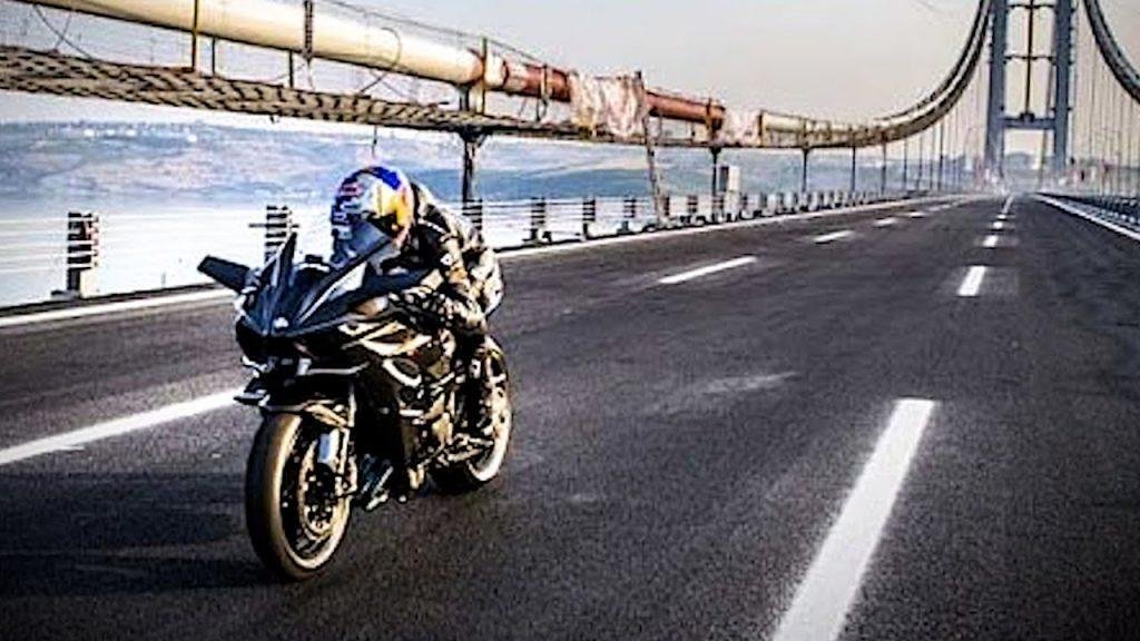 Kawasaki, historia de Kawasaki, Kawasaki Heavy Industries, motocicletas Kawasaki, Kawasaki Z1, Kawasaki Ninja, superbike japonesa, historia del motociclismo, Kawasaki GPz900R, Kawasaki H2R, motos deportivas, ingeniería japonesa, evolución de Kawasaki, motos japonesas, Kawasaki en la competición, Jonathan Rea, Kawasaki ZX-10R, Kawasaki Ninja H2, motos clásicas Kawasaki, cultura motociclista, legado Kawasaki, Kawasaki eléctrica, Kawasaki híbrida, Kawasaki verde lima, Kawasaki KX, Kawasaki y sostenibilidad, Kawasaki innovación, Kawasaki tecnología, Kawasaki motores, Kawasaki Japón, Kawasaki historia completa, Kawasaki MotoGP, Kawasaki WSBK, Kawasaki futuro eléctrico, Kawasaki comunidad global, Kawasaki diseño mecánico, Kawasaki motocicletas legendarias, Kawasaki trayectoria, Kawasaki modelos icónicos, Kawasaki electrificación, Kawasaki movilidad sostenible